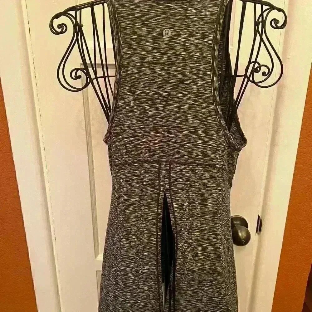 Lululemon Goal Up Tank Tie Back Women's Size 6